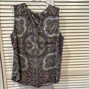 Premise Studio Paisley Sleeveless Top